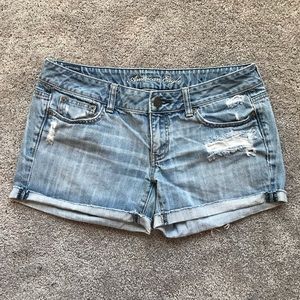 American Eagle Distressed Jean Shorts Size 8
